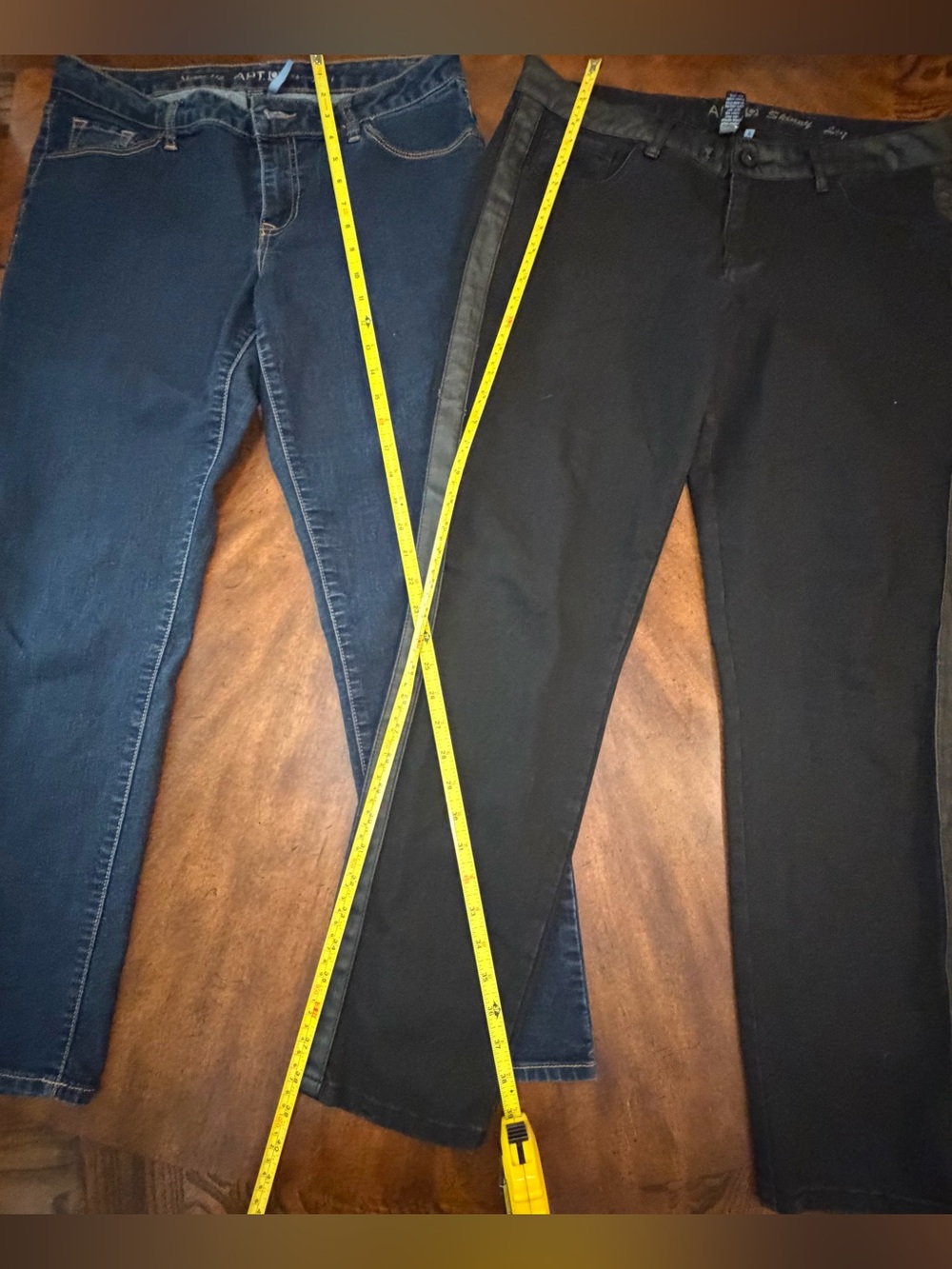 APT. 9 Skinny Jeans Duo Size 10 Blue Denim + Black Coated Trim